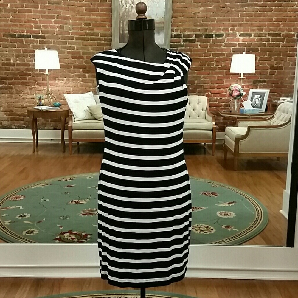 Calvin Klein body con dress
